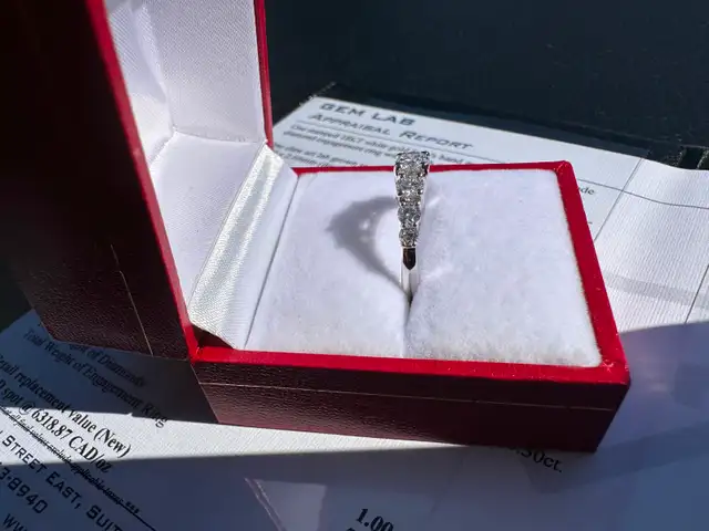 #804 - 1/2 Carat Diamond Ladies Band, 14kt, Size 6 - Photo 5