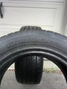 2 tires GENERAL 255/55/R18 all season.