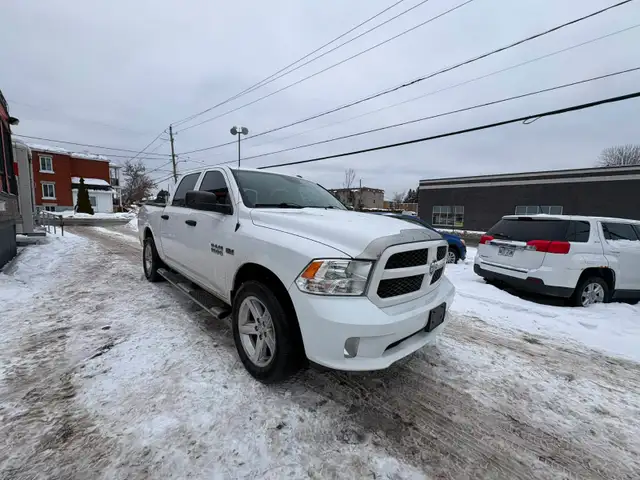 Dodge Ram 1500 2017 4x4 $15 995. Rusty 450-820-0550