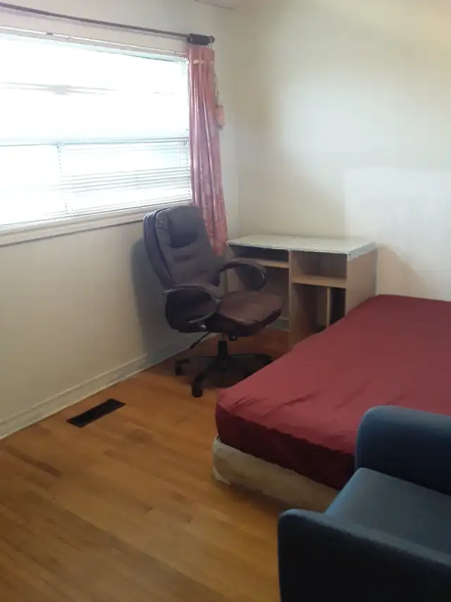 A room for rent at St Claire and Keele for male professional