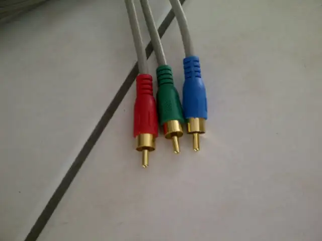 1 CABLE NEUF RGB 10 PIEDS LONG 6 CONNECTEURS PLAQUÉS OR: $10.00 - Photo 2