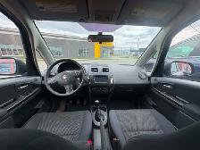Suzuki SX4 2013 Man. 78 500km AWD $3995. Rusty 450-820-0550 - Photo 5