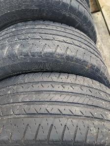 4 All Season Tires 215 60 R16 For Sale - Photo 4