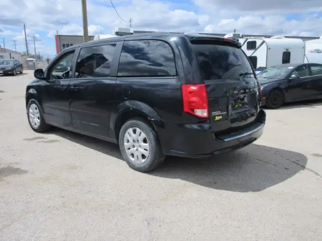 2015 Dodge Grand Caravan SE - Photo 7