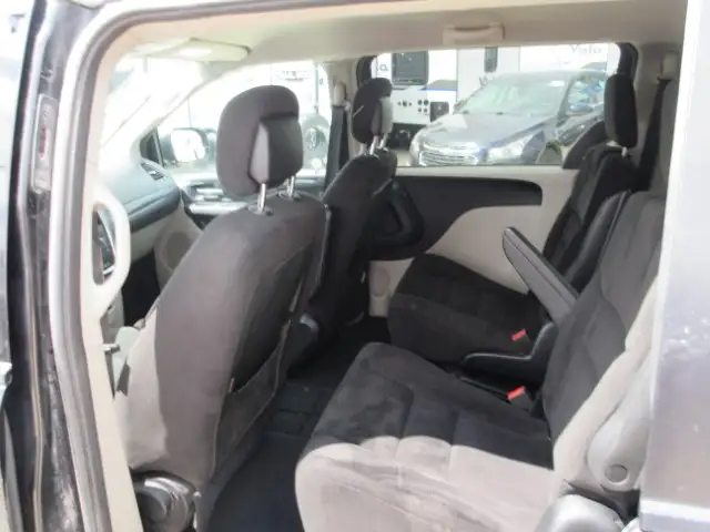 2015 Dodge Grand Caravan SE - Photo 10