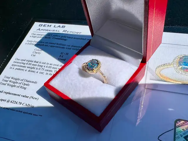 #816 - 14kt Gold, Opal & Diamond Ring, Size 6 - Photo 7