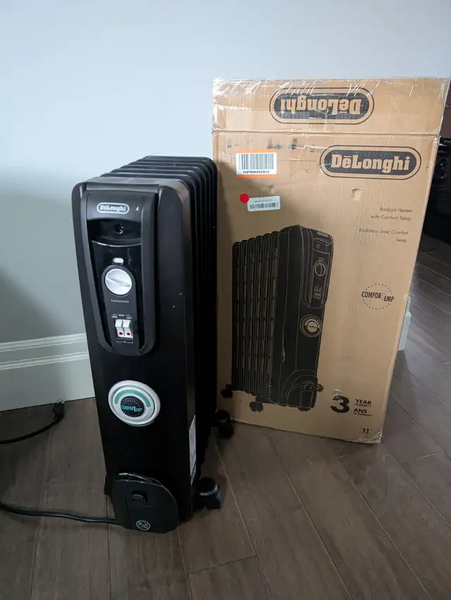 Brand New DeLonghi Oil Filled Space Heaters For Sale - Photo 7