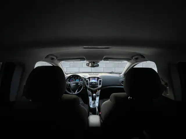 2016 Chevrolet Cruze Limited LT - Photo 5