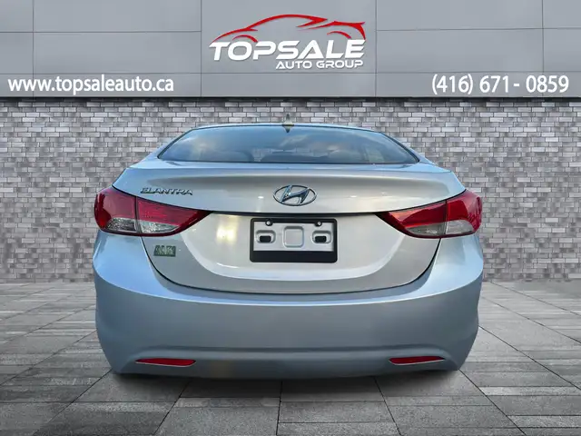 2012 Hyundai Elantra GL - Photo 4