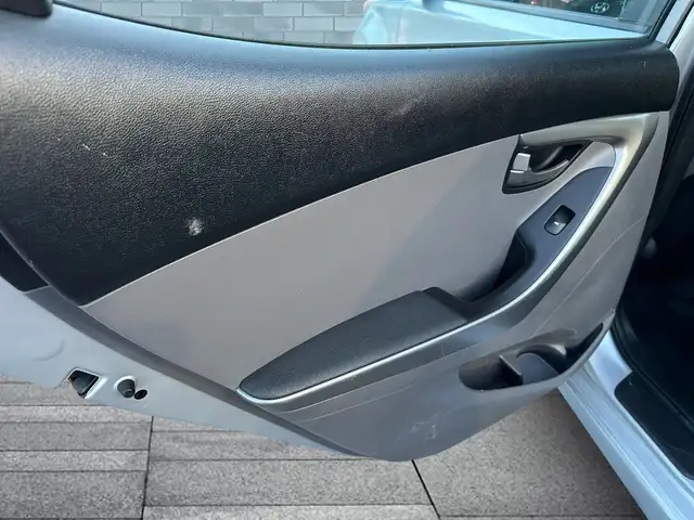 2012 Hyundai Elantra GL - Photo 21