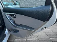 2012 Hyundai Elantra GL - Photo 25