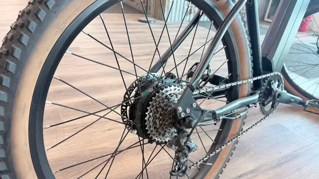 Surface 604 Shred HARDTAIL eBike - Photo 4
