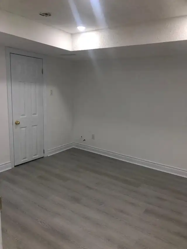 1 Bedroom Basement Apartment for Rent- Mississauga - Photo 4