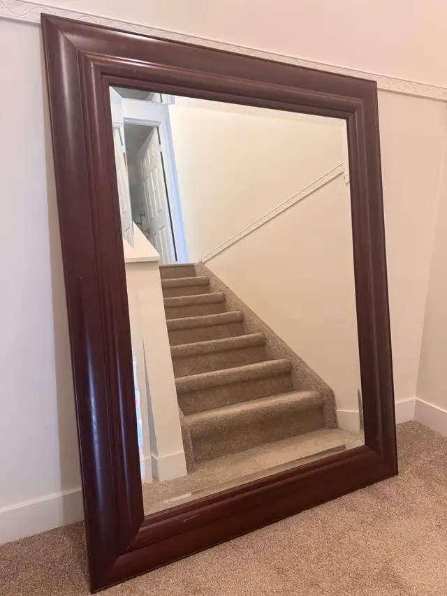 Real Wood Framed 40' x 52' Bevelled Wall Mirror - Photo 2