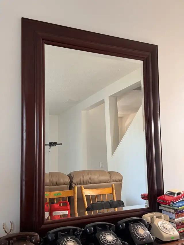 Real Wood Framed 40' x 52' Bevelled Wall Mirror - Photo 3