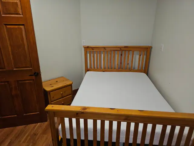 LARGE BEDROOM - CLOSE TO LRT/ U OF C/ SAIT/ FH HOSP$116 - Photo 2