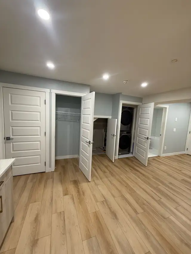 2 bedroom 1 bath - Photo 3