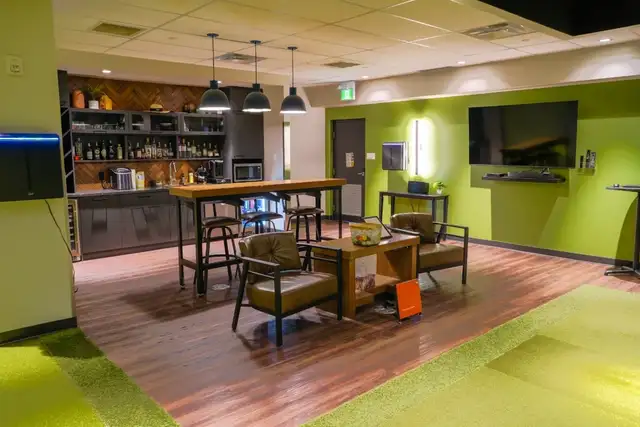 Office Space for Lease – West end of Edmonton - Photo 9