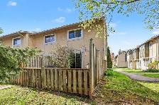 3 bedroom end-unit w/easy access to Hwy 174 - Photo 9