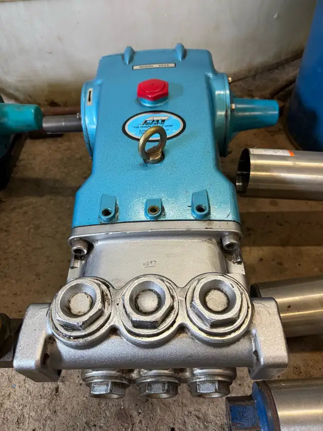 Cat pump 3535 - Photo 3