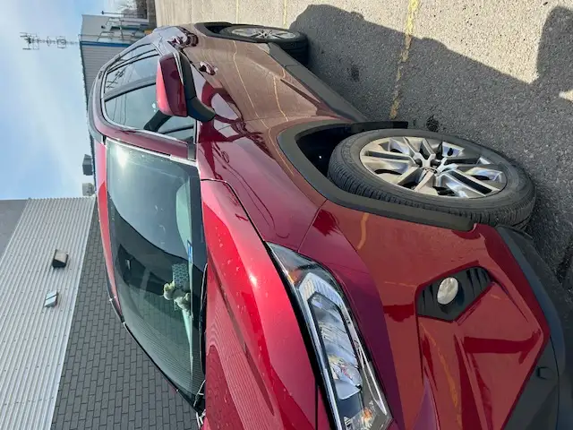 Toyota RAV4XLE Premium - Photo 2