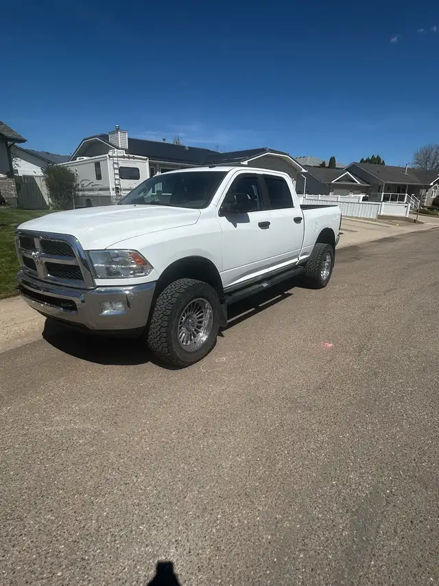 2016 Ram 3500 SLT