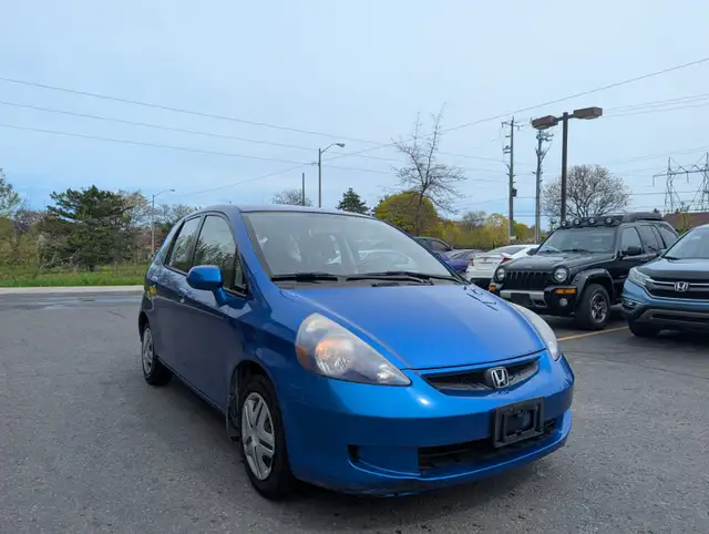 2007 Honda Fit 5 Spd Manual • Low Kms