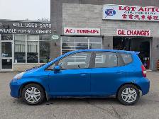 2007 Honda Fit 5 Spd Manual • Low Kms - Photo 4