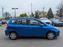 2007 Honda Fit 5 Spd Manual • Low Kms - Photo 8