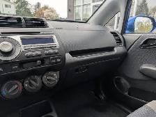 2007 Honda Fit 5 Spd Manual • Low Kms - Photo 15