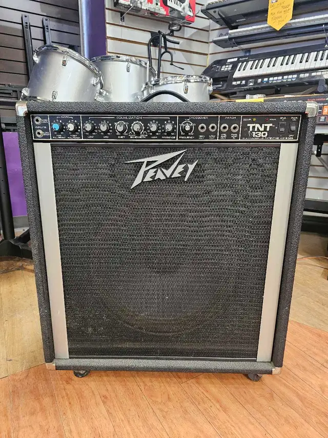 Peavey TNT 130 15' Bass Combo Amp