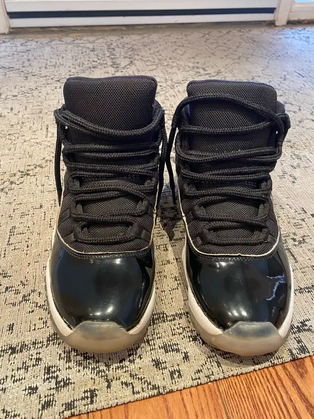 Air Jordan 11 Retro "Space Jam" 2016 —Size 8.5 Men’s — Authentic