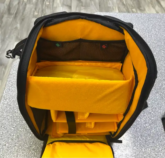 Vanguard Camera Backpack - Photo 3