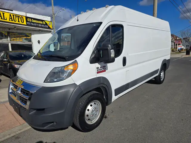 2018 Ram ProMaster Cargo Van - Photo 3