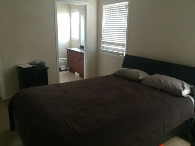 3 Bedroom, two-story whole house for rent Stonebridge, Saskatoon - Photo 8