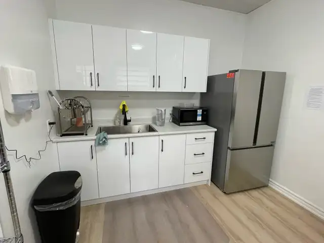 FOR RENT: Premium Clinical Space, Treatment Rooms & Pilates Gym - Photo 9