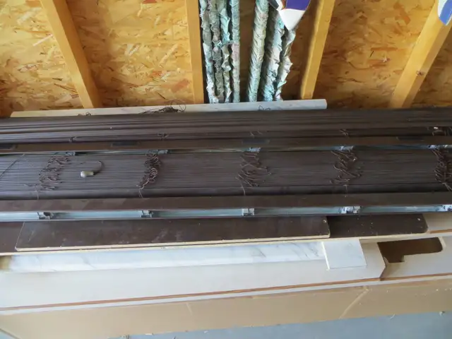 VENETIAN BLINDS - Photo 2