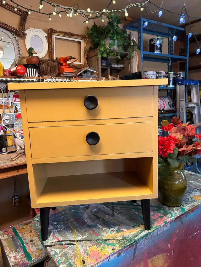 Little 2-Drawer Yellow Cubby