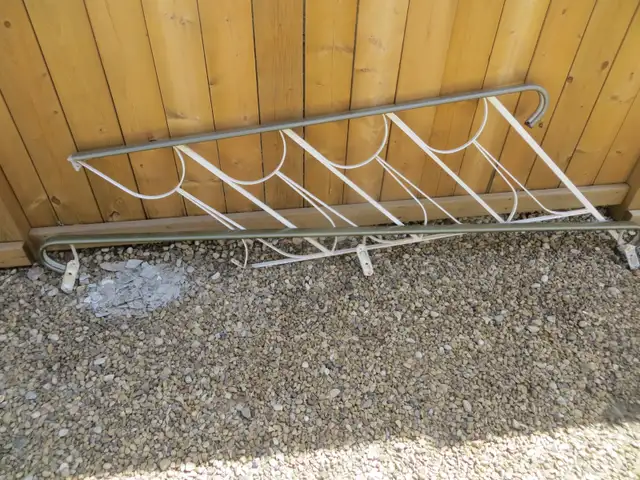 STAIRCASE RAILINGS