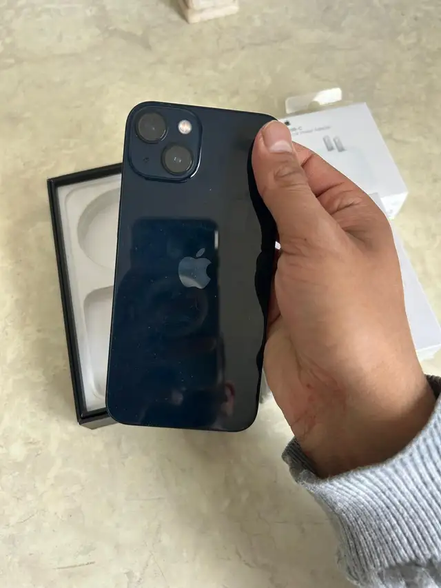iPhone 13 128gb 80% batt AirPods/Fast Charger/Delivery - Photo 4