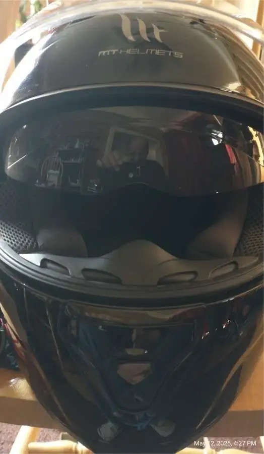 MOTORCYCLE HELMET & JACKET - Photo 3