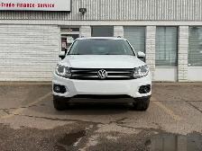 2015 Volkswagen Tiguan| Clean Carfax | All Wheel Drive | Low KMs - Photo 2