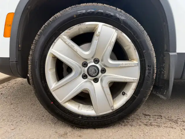 2015 Volkswagen Tiguan| Clean Carfax | All Wheel Drive | Low KMs - Photo 19