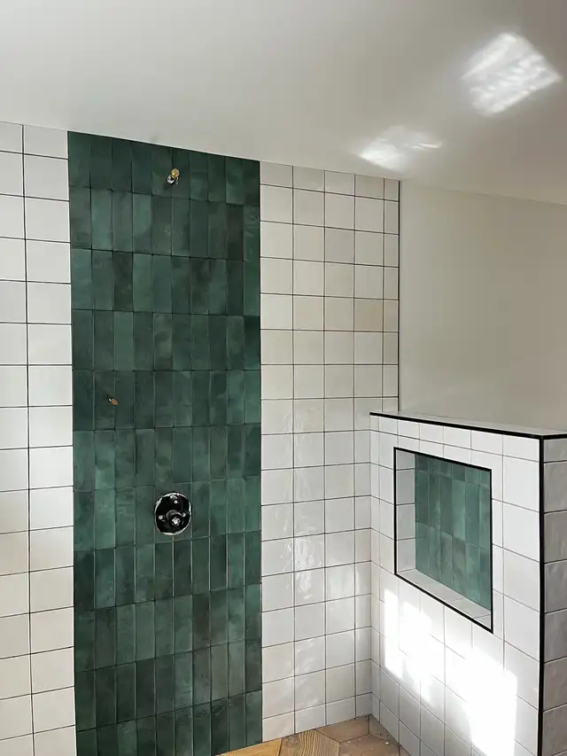 TILE INSTALLATION - Photo 3
