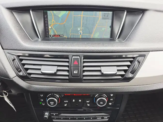 2015 BMW X1 35i AWD Leather Navigation Backup Camera Sunroof - Photo 16