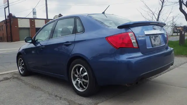 10 SUBARU IMPREZA AWD! AUTO! NAVIGATION! TWO TIRE SETS! - Photo 28