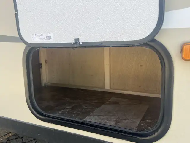 2016 Jayco Expandable Trailer 12HSB COMPACT, SUV TOWABLE - Photo 11