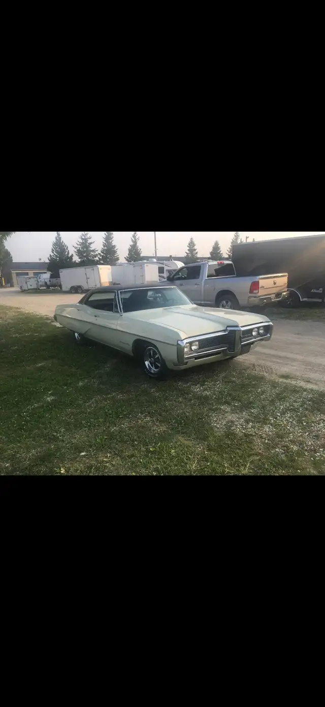 68 Pontiac Bonneville
