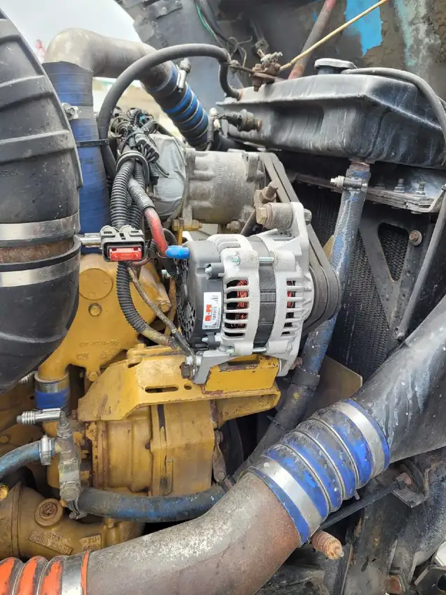 Kenworth T600 2004 - Photo 2