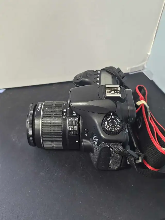 Canon  EOS 60D 18MP DSLR w/18-55 Lens - No Charger - Photo 3